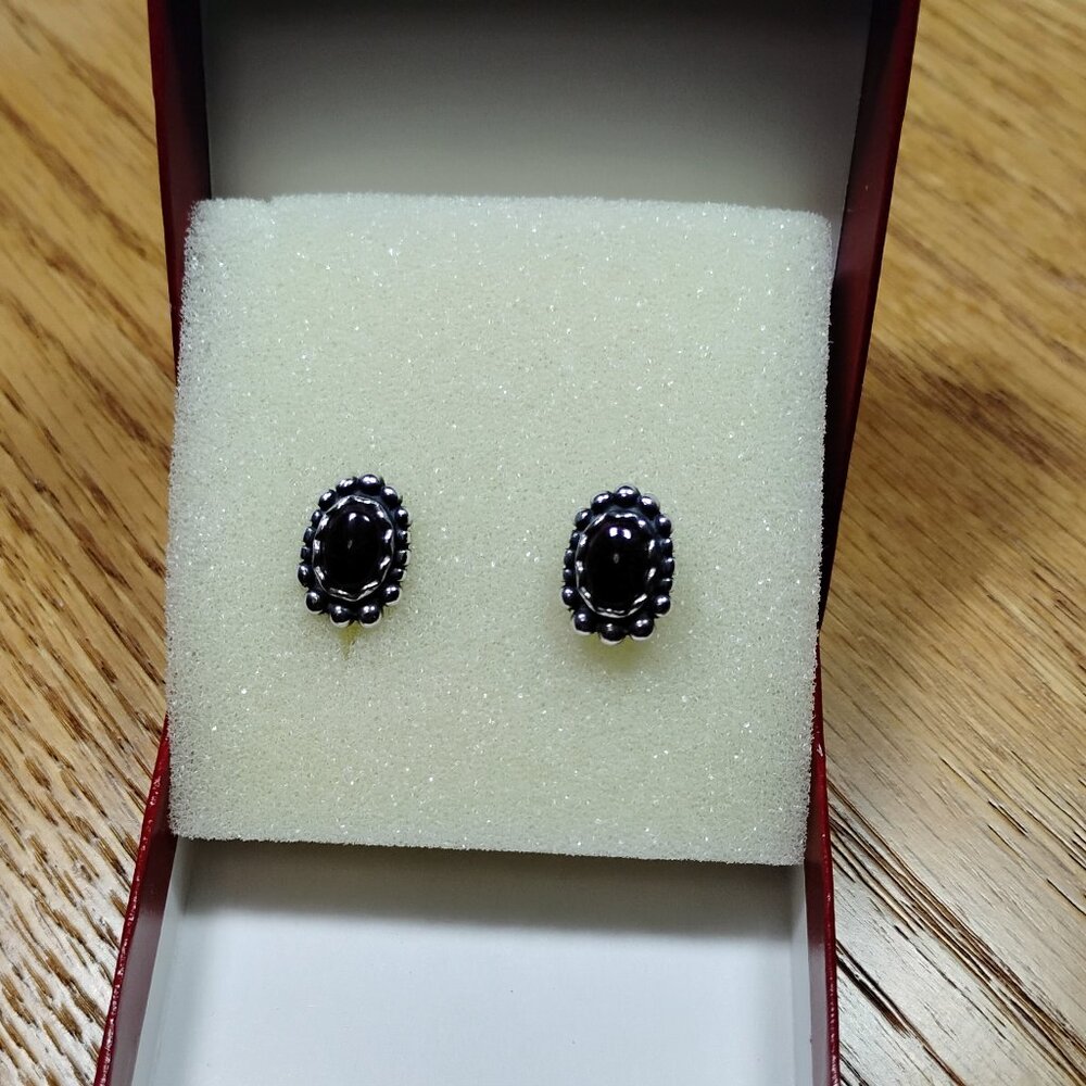 Carolyn Pollack Sterling and Amethyst Post Earrings EUC